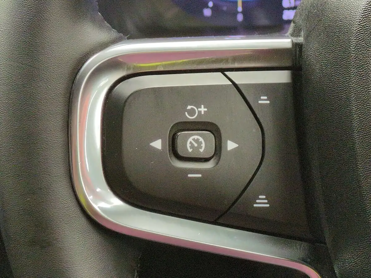 2023-volvo-xc40-e-recharge-ultimate-228bhp-big-27