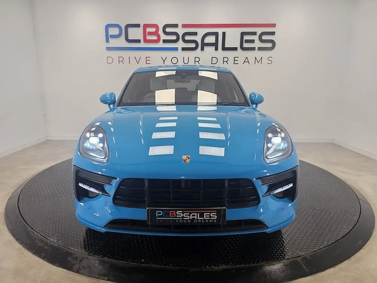 2018-porsche-macan-big-15