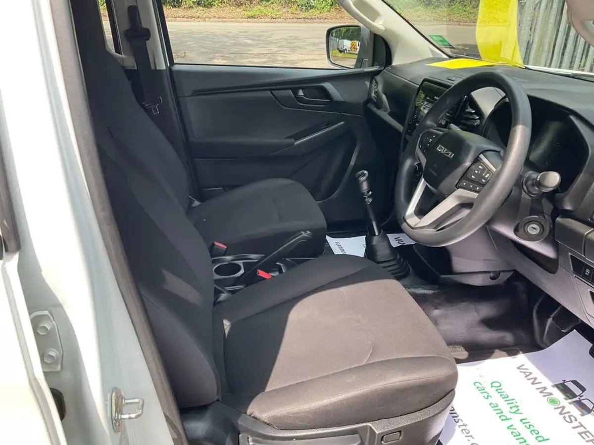 2021-isuzu-d-max-19td-utility-4x4-double-pickup-big-14