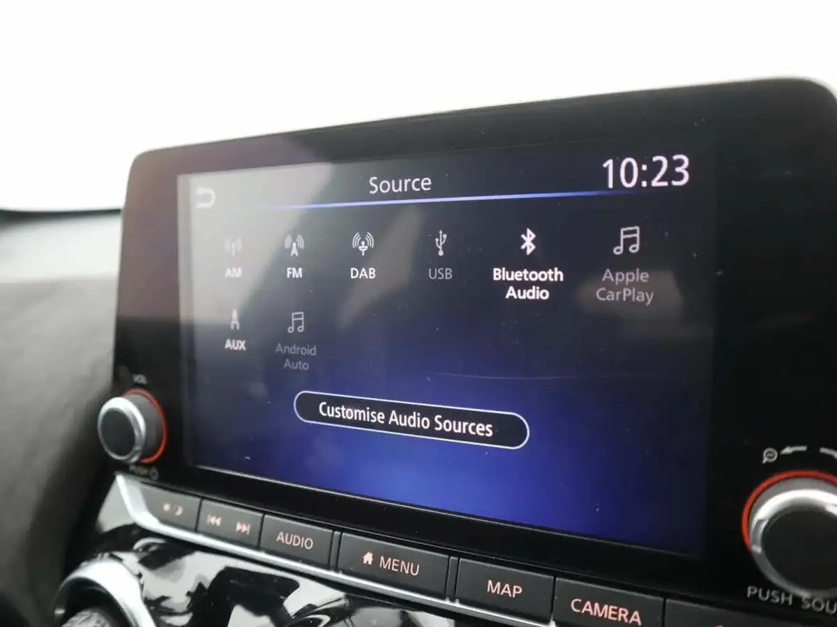 2021-nissan-juke-10-dig-t-tekna-dct-big-20