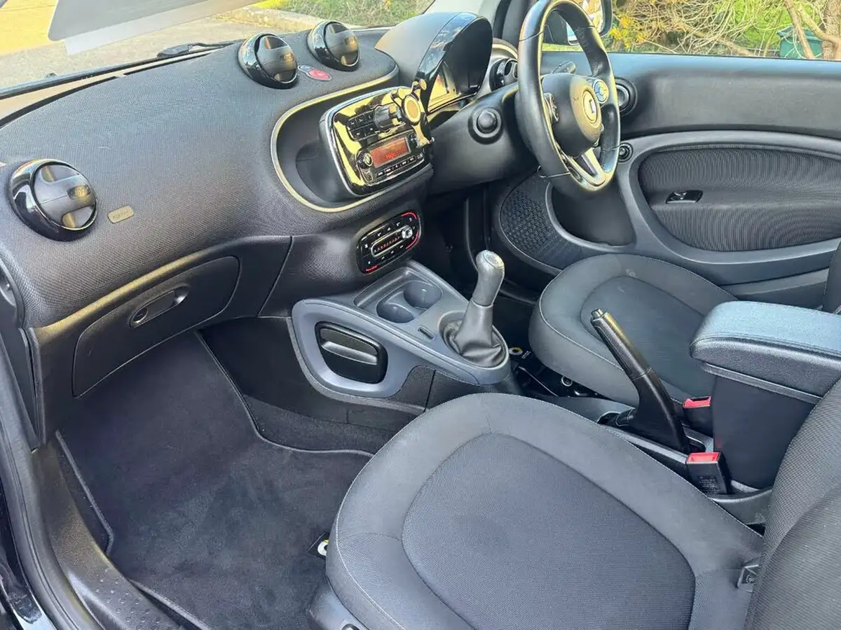 2018-smart-fortwo-10-passion-70bhp-ss-coupe-big-11