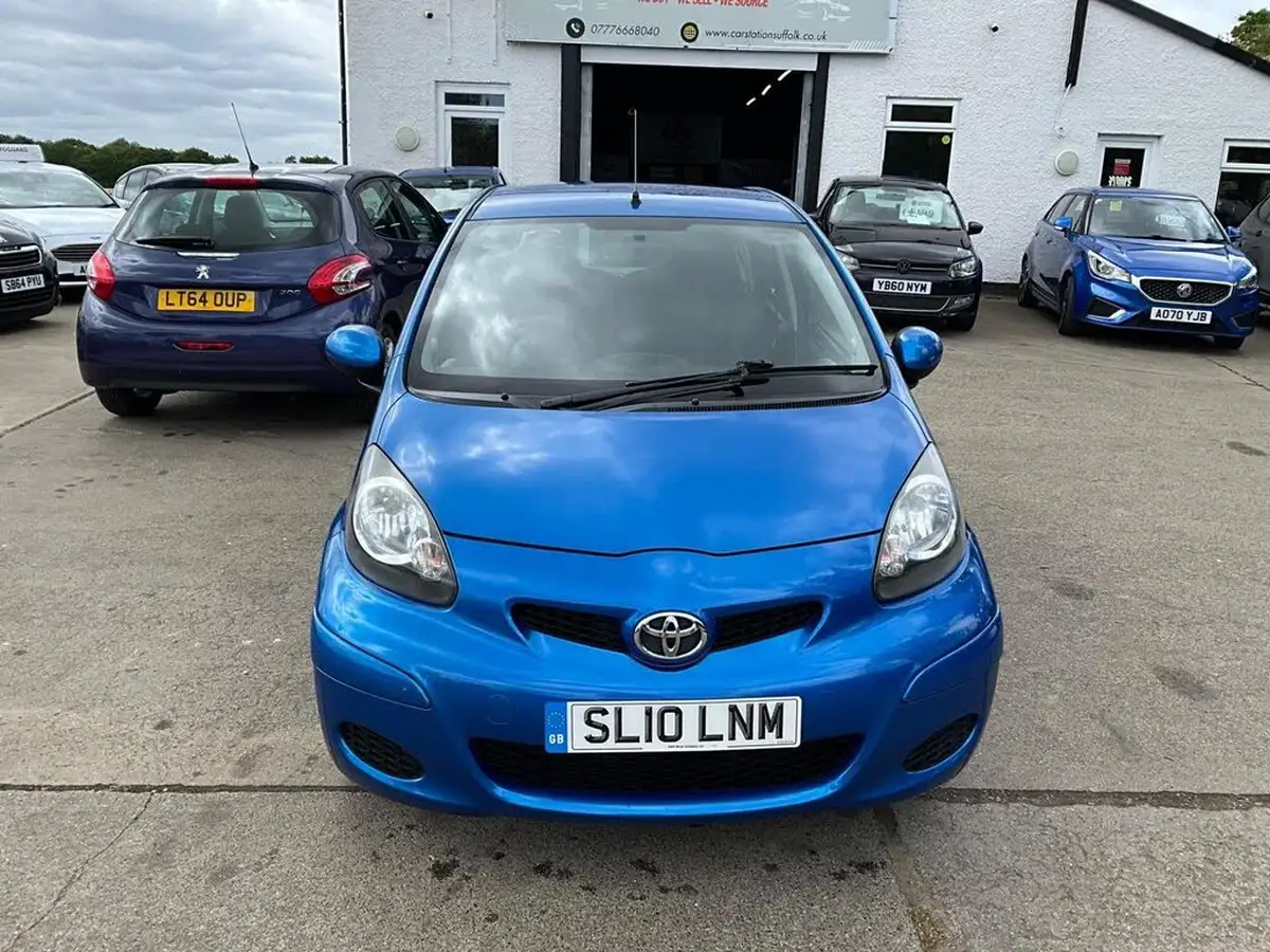 2010-toyota-aygo-10-aygo-blue-vvt-i-5d-big-11