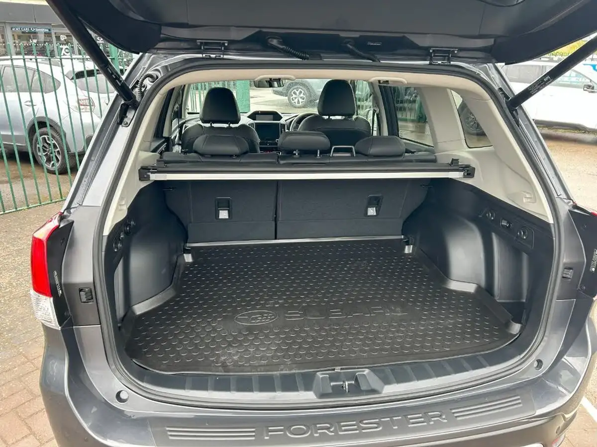2024-subaru-forester-20-e-boxer-xe-premium-big-11