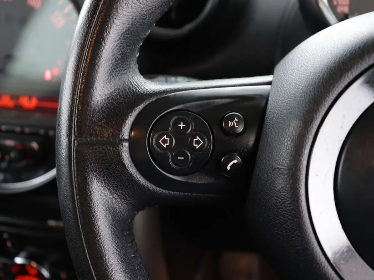 2014-mini-countryman-20td-cooper-d-all4-chili-big-24
