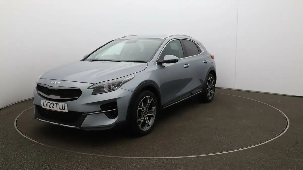 2022-kia-xceed-15-t-gdi-3-big-28