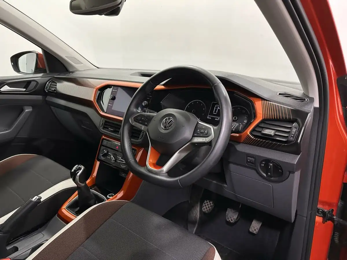 2021-volkswagen-t-cross-10-tsi-se-95ps-big-9
