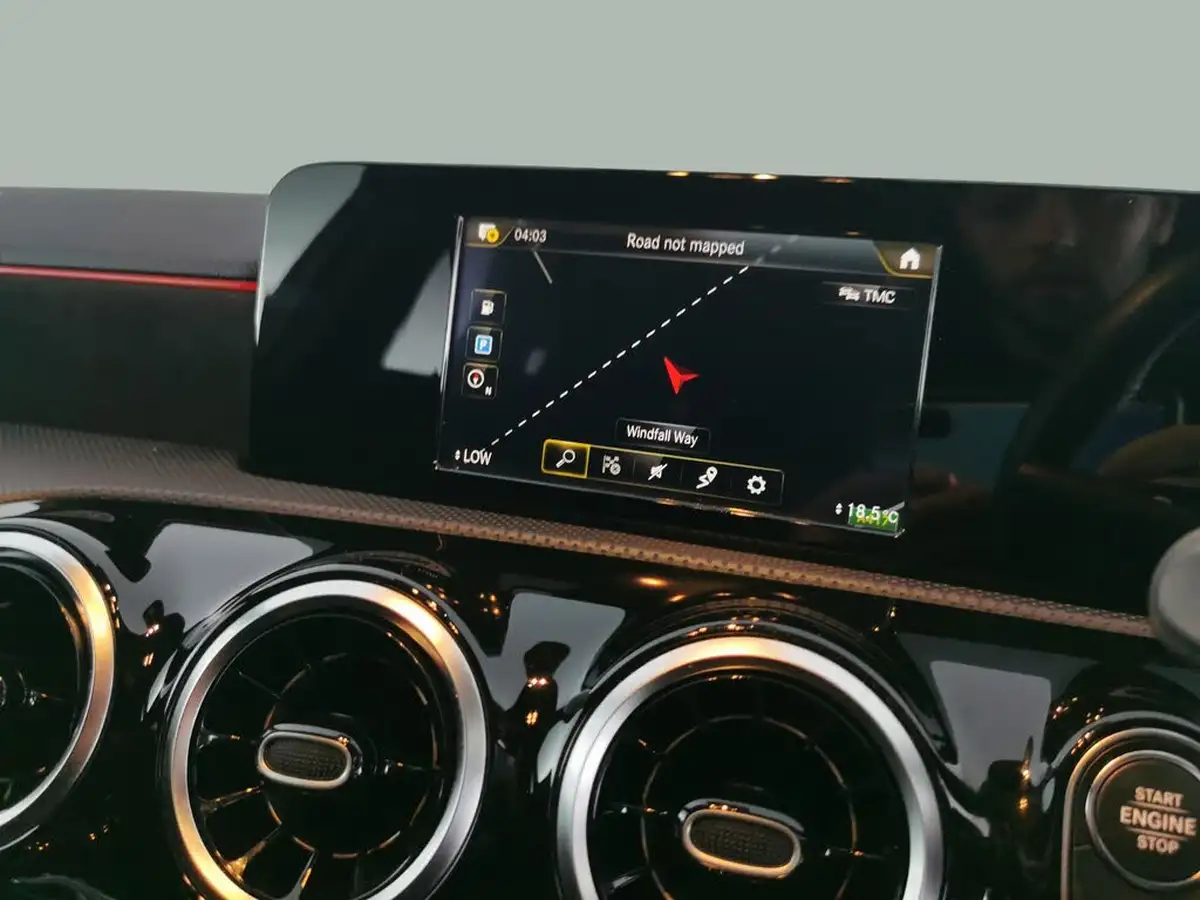 2019-mercedes-benz-a-class-13-a200-amg-line-hatchback-5d-7g-dct-big-7
