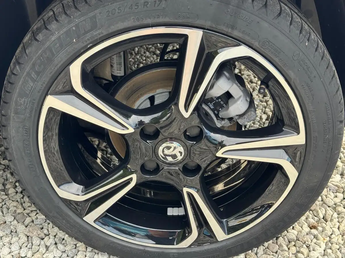 2021-vauxhall-corsa-12-turbo-ultimate-nav-100ps-big-11
