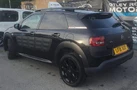 2015-citroen-c4-cactus-16bluehdi-flair-small-9