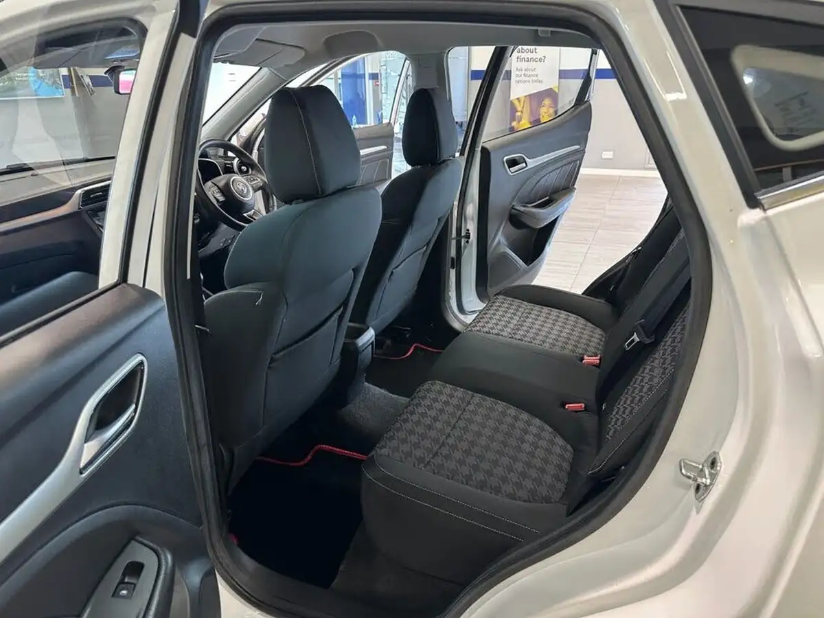 2018-mg-zs-suv-15-vti-tech-excite-big-12