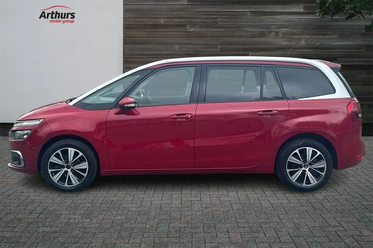 2019-citroen-grand-c4-spacetourer-12-puretech-feel-big-5