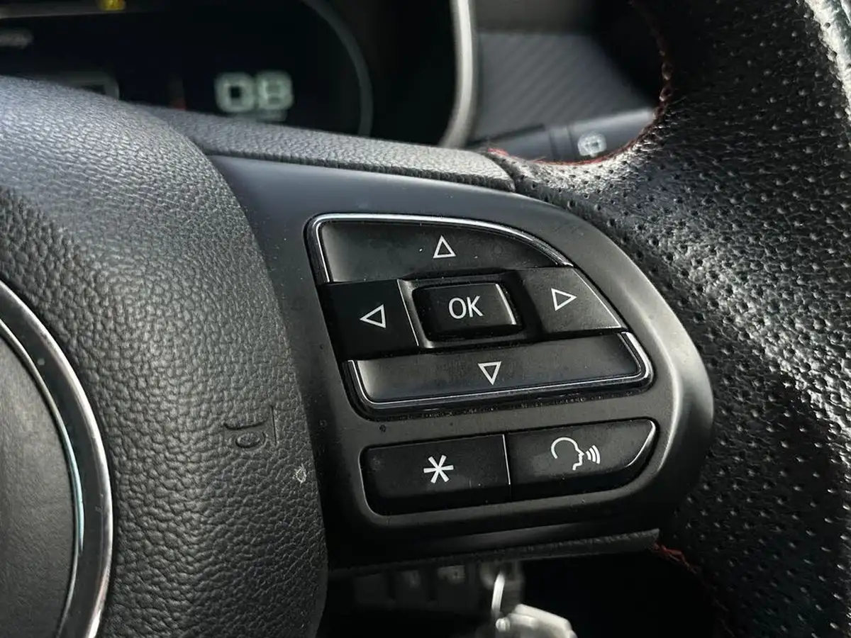 2022-mg-zs-suv-15-vti-tech-exclusive-big-16