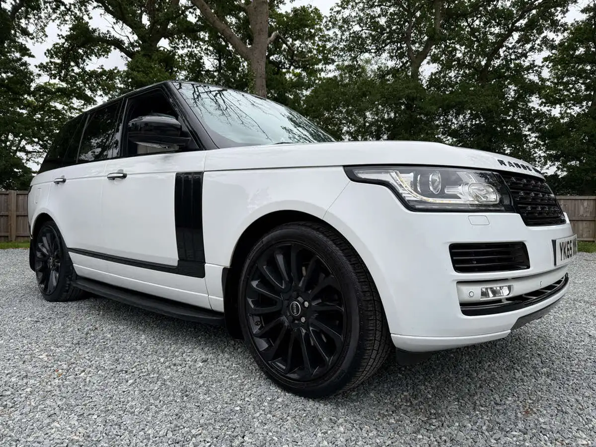 2015-land-rover-range-rover-30tdv6-vogue-big-5