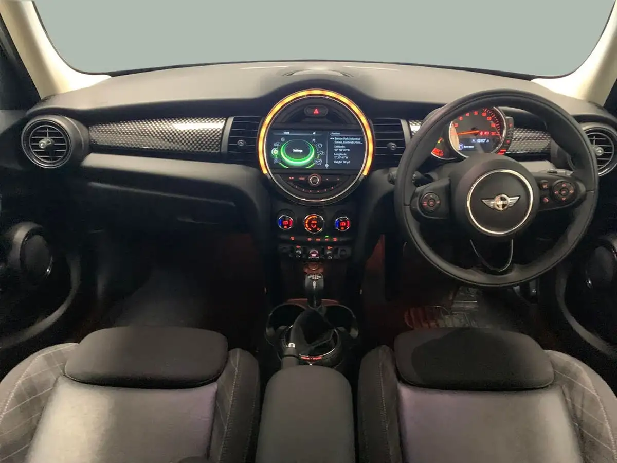 2017-mini-cooper-20td-cooper-sd-ss-5d-big-2