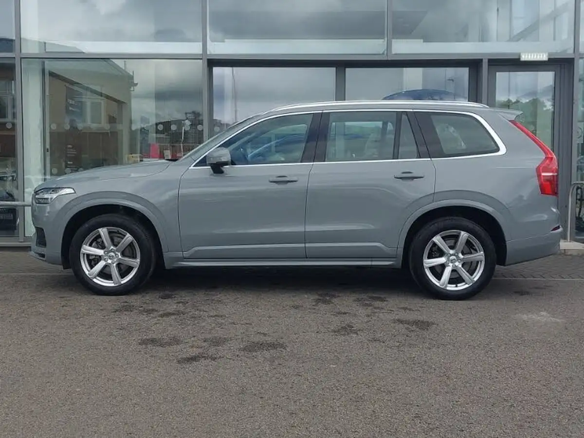2024-volvo-xc90-20-b5-core-big-3