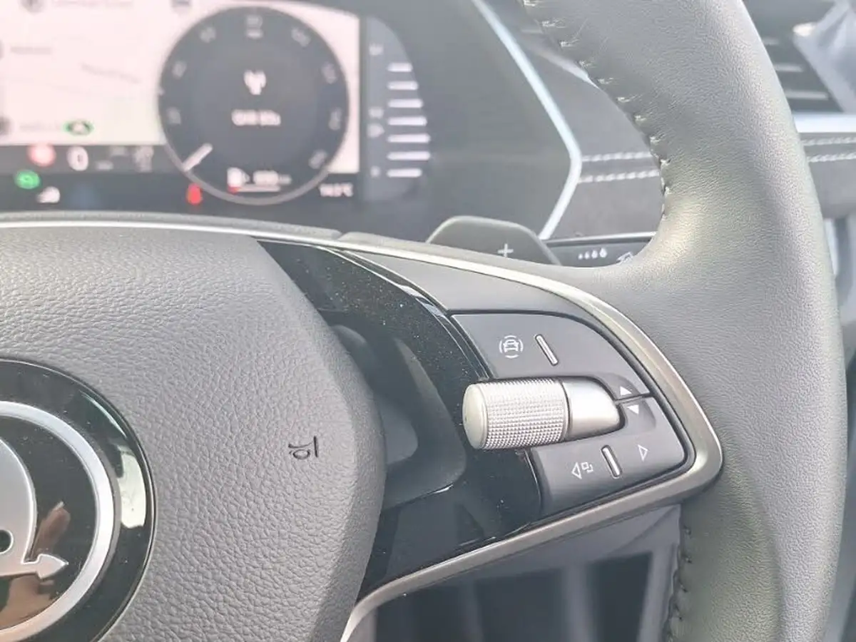 2024-skoda-octavia-15-tsi-e-tec-se-l-estate-big-14