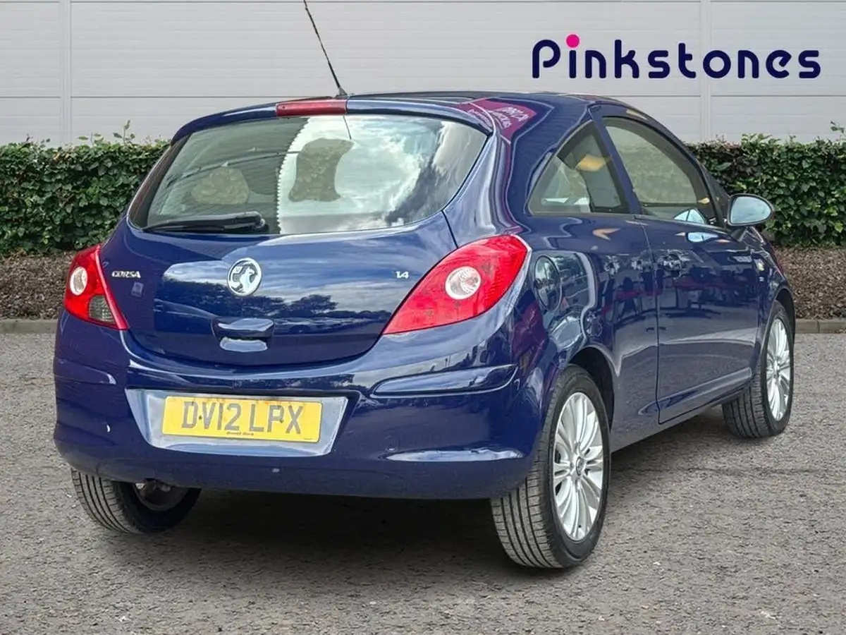 2012-vauxhall-corsa-14-se-3d-auto-big-2