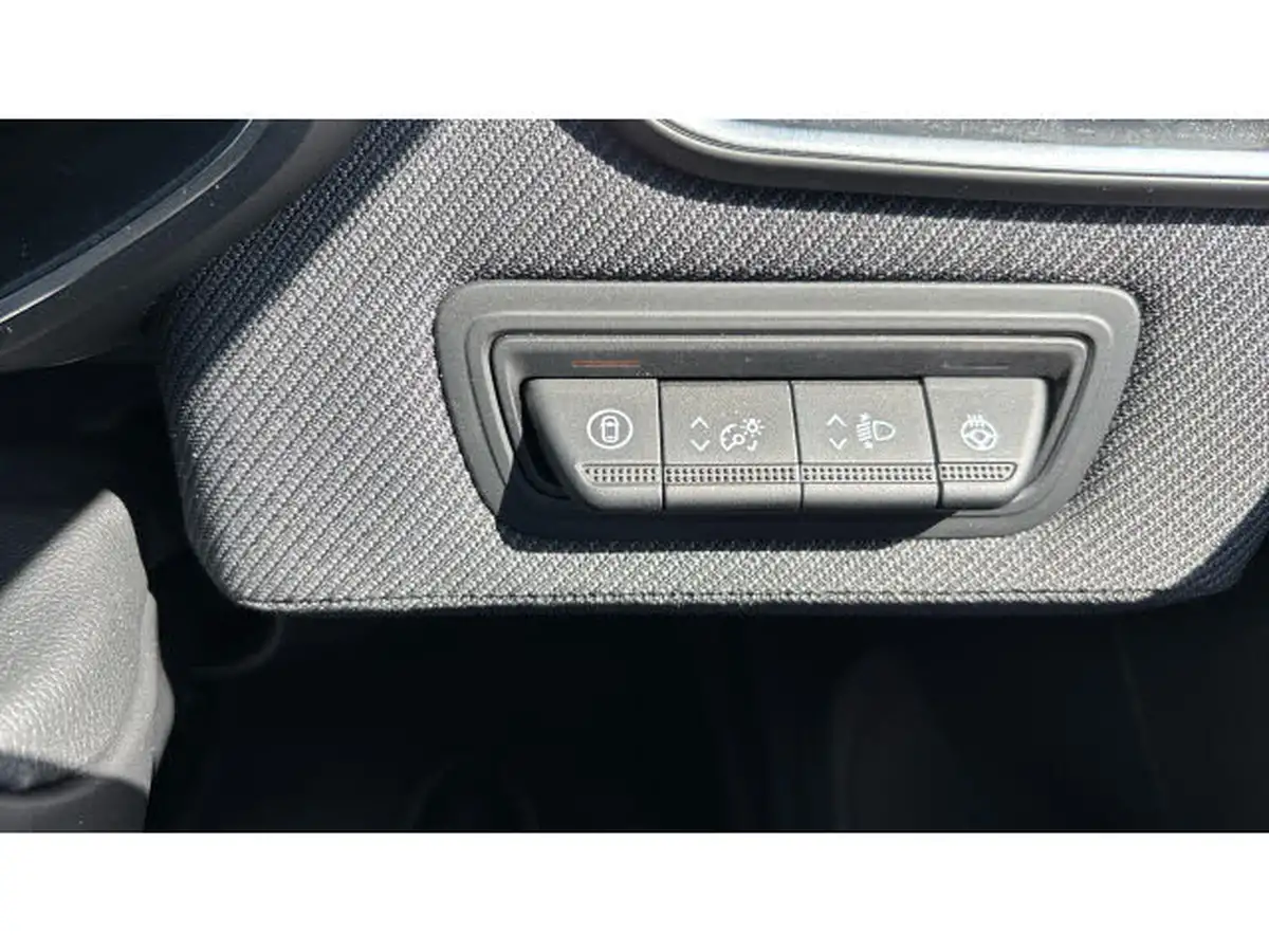 2025-renault-clio-16-esprit-alpine-big-32