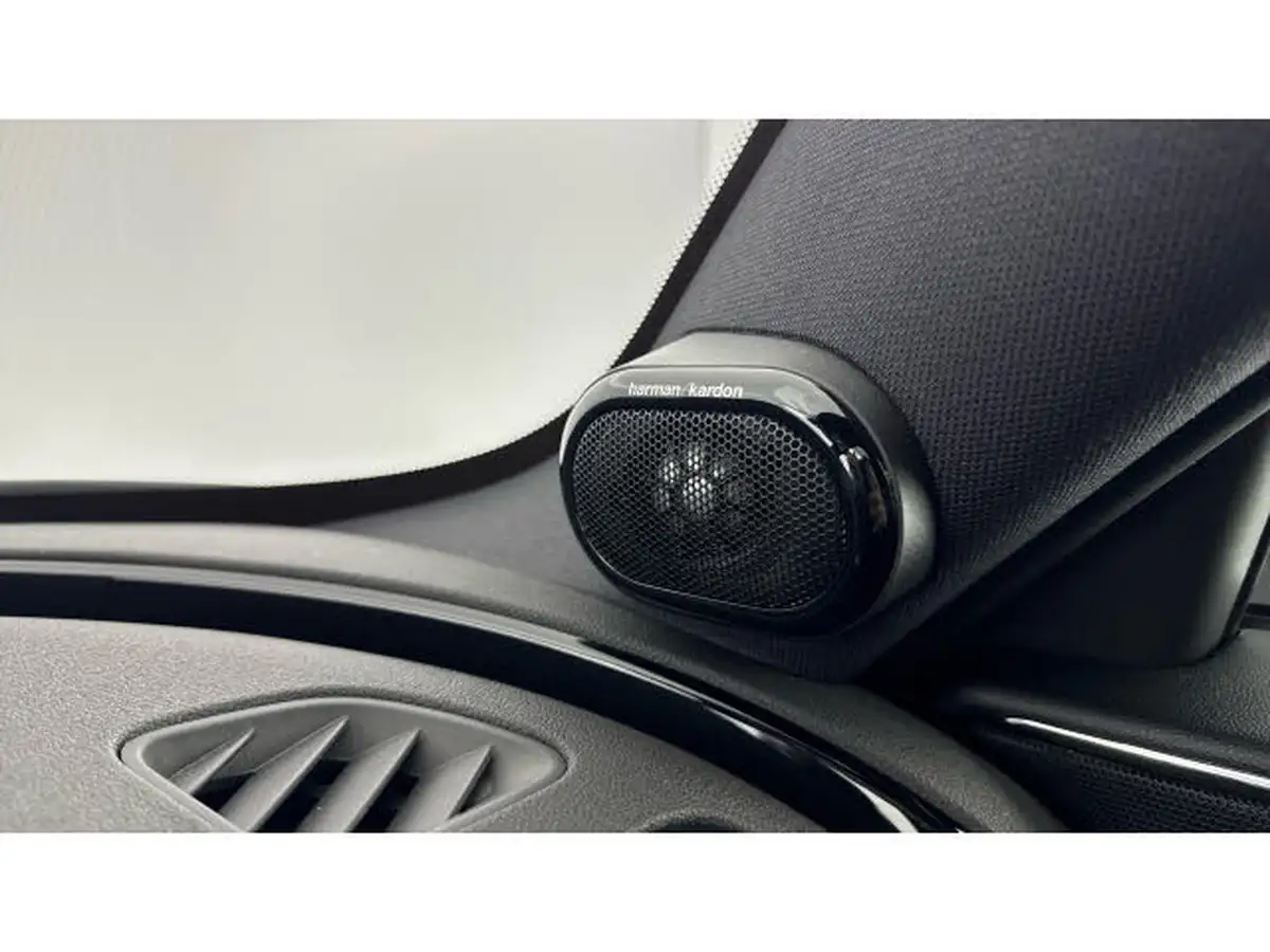 2022-mini-clubman-20-john-cooper-works-premium-plus-big-19