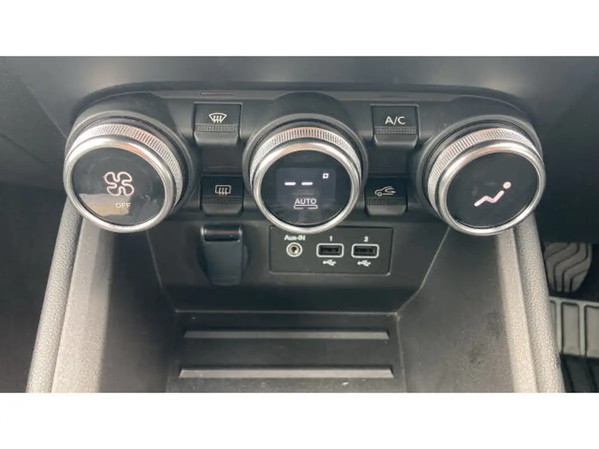 2023-renault-clio-10-tce-evolution-big-37