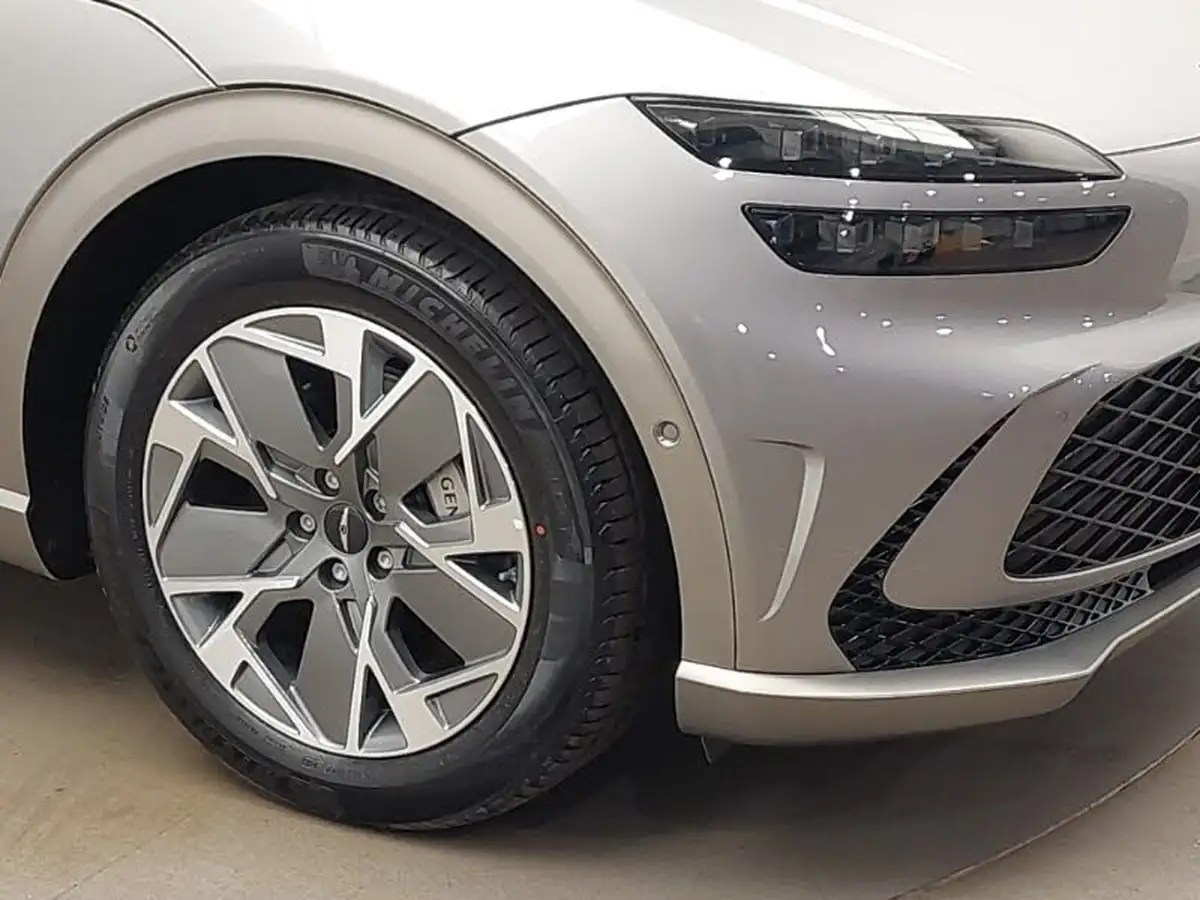 2025-genesis-gv60-e-premium-229ps-big-8