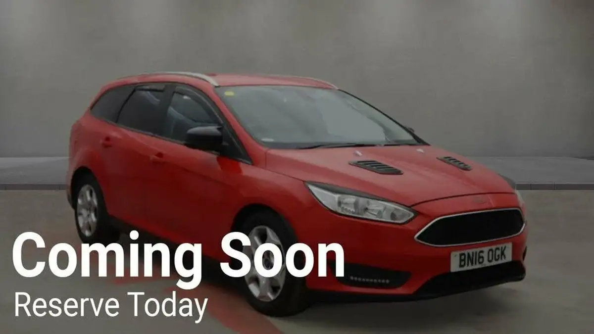 2016-ford-focus-15tdci-style-120ps-estate-powershift-big-0