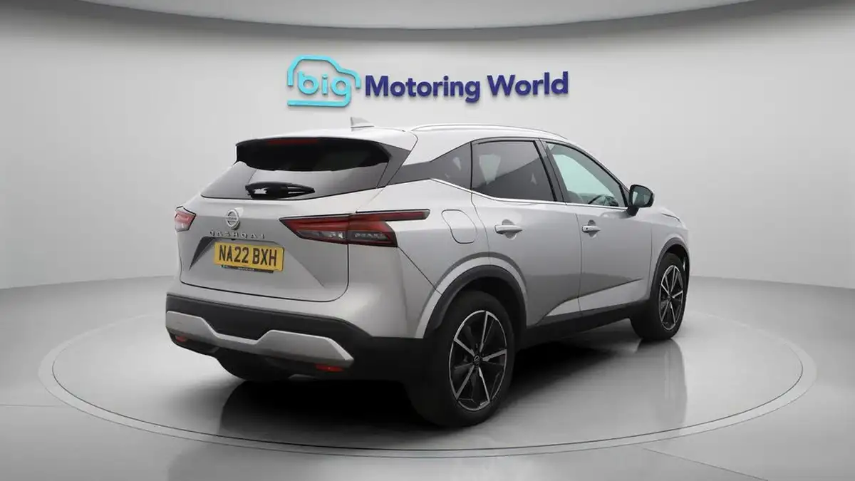 2022-nissan-qashqai-13-dig-t-tekna-158ps-big-7