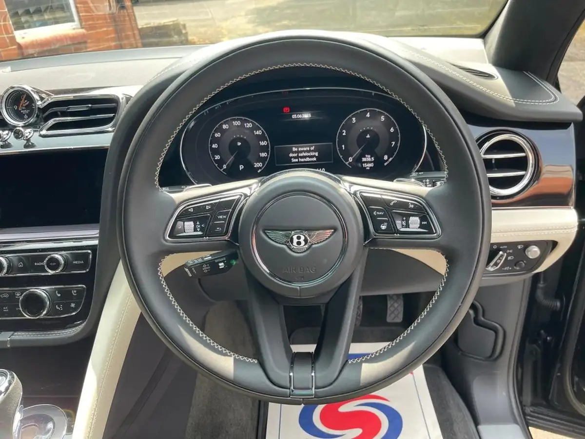 2023-bentley-bentayga-40-v8-s-big-13