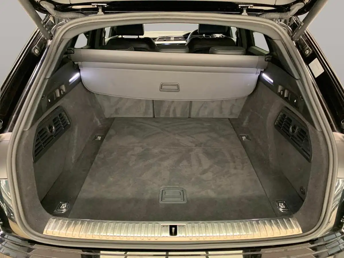 2021-audi-e-tron-55e-s-line-station-wagon-big-41