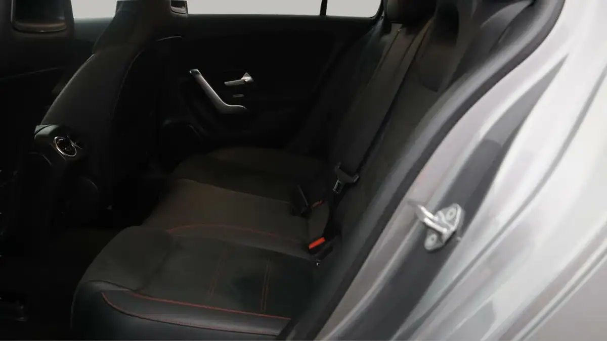 2021-mercedes-benz-a-class-13-a250e-amg-line-executive-hatchback-5d-big-16