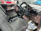 2009-toyota-iq-10-2-multidrive-small-9
