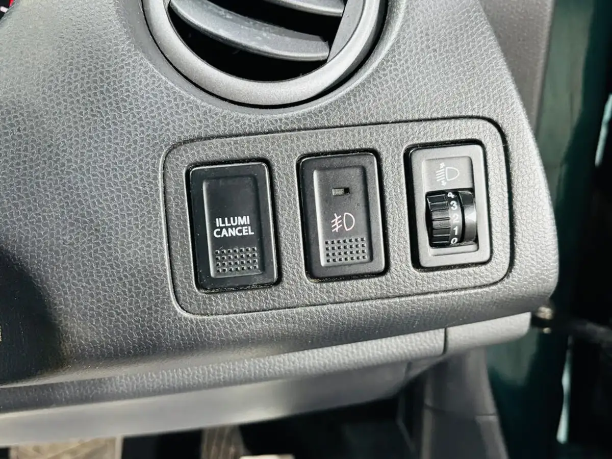 2007-suzuki-swift-15-glx-5d-auto-big-17