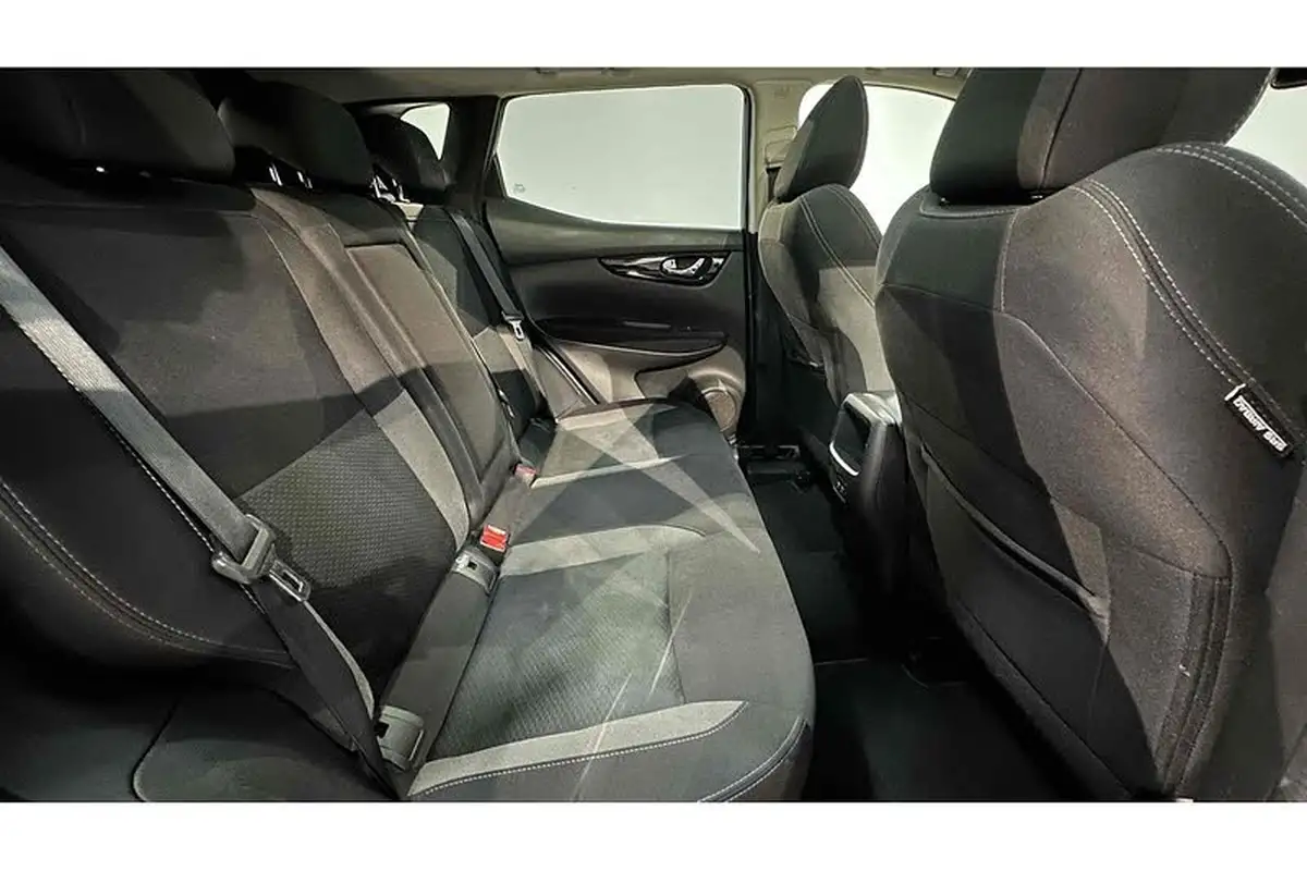 2020-nissan-qashqai-13-dig-t-n-connecta-140ps-big-21