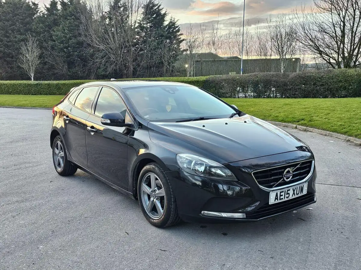 2015-volvo-v40-16td-d2-es-big-10