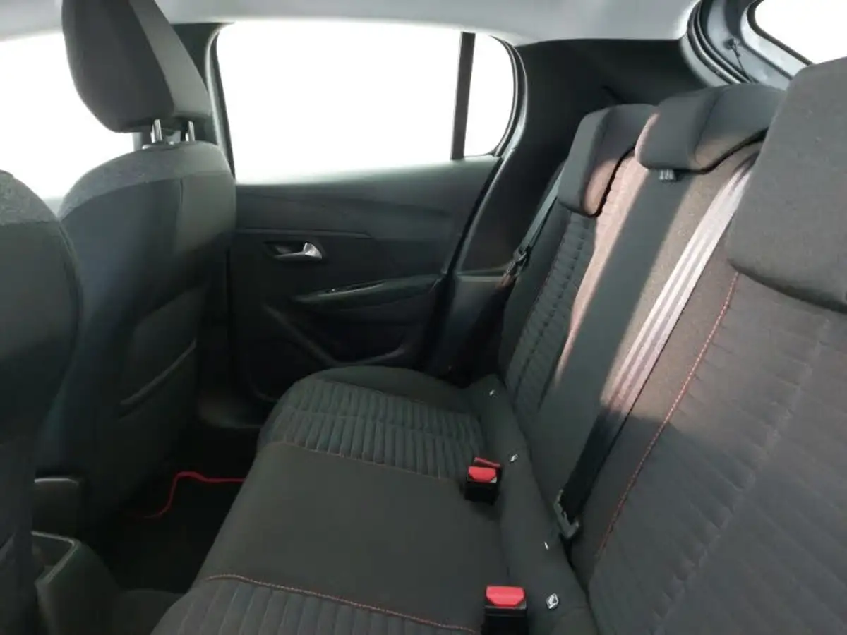 2020-peugeot-208-12-puretech-active-premium-75bhp-big-5