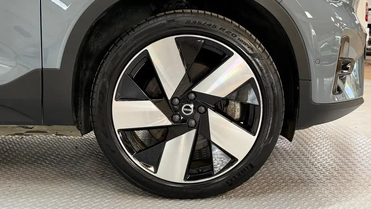2022-volvo-c40-e-twin-recharge-pro-big-47