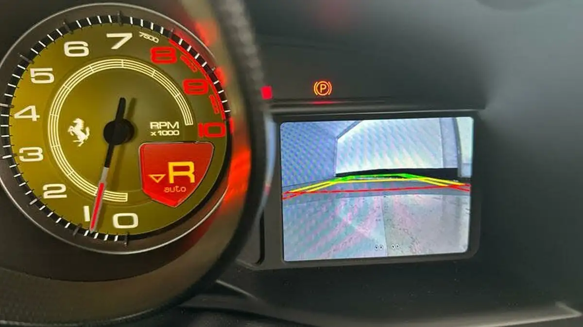 2018-ferrari-488-39-488-gtb-big-34