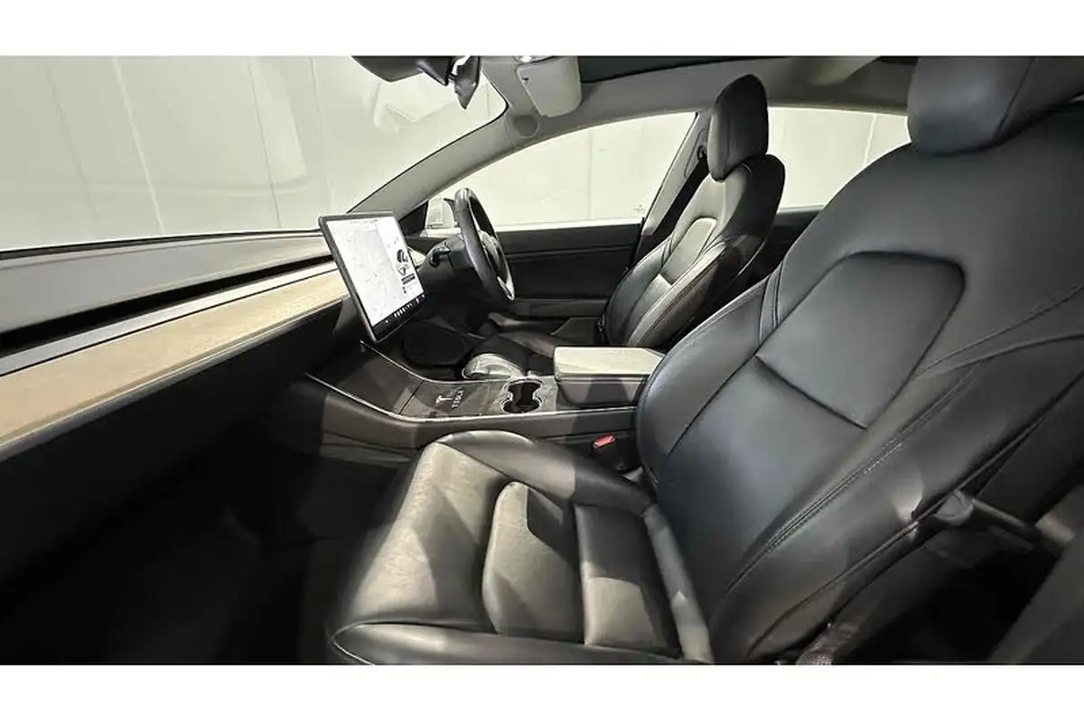 2020-tesla-model-3-e-standard-plus-big-21
