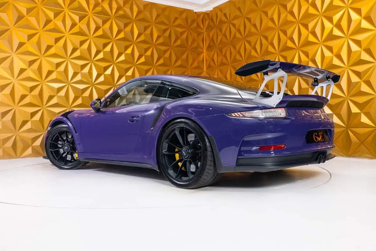 2016-porsche-911-big-30