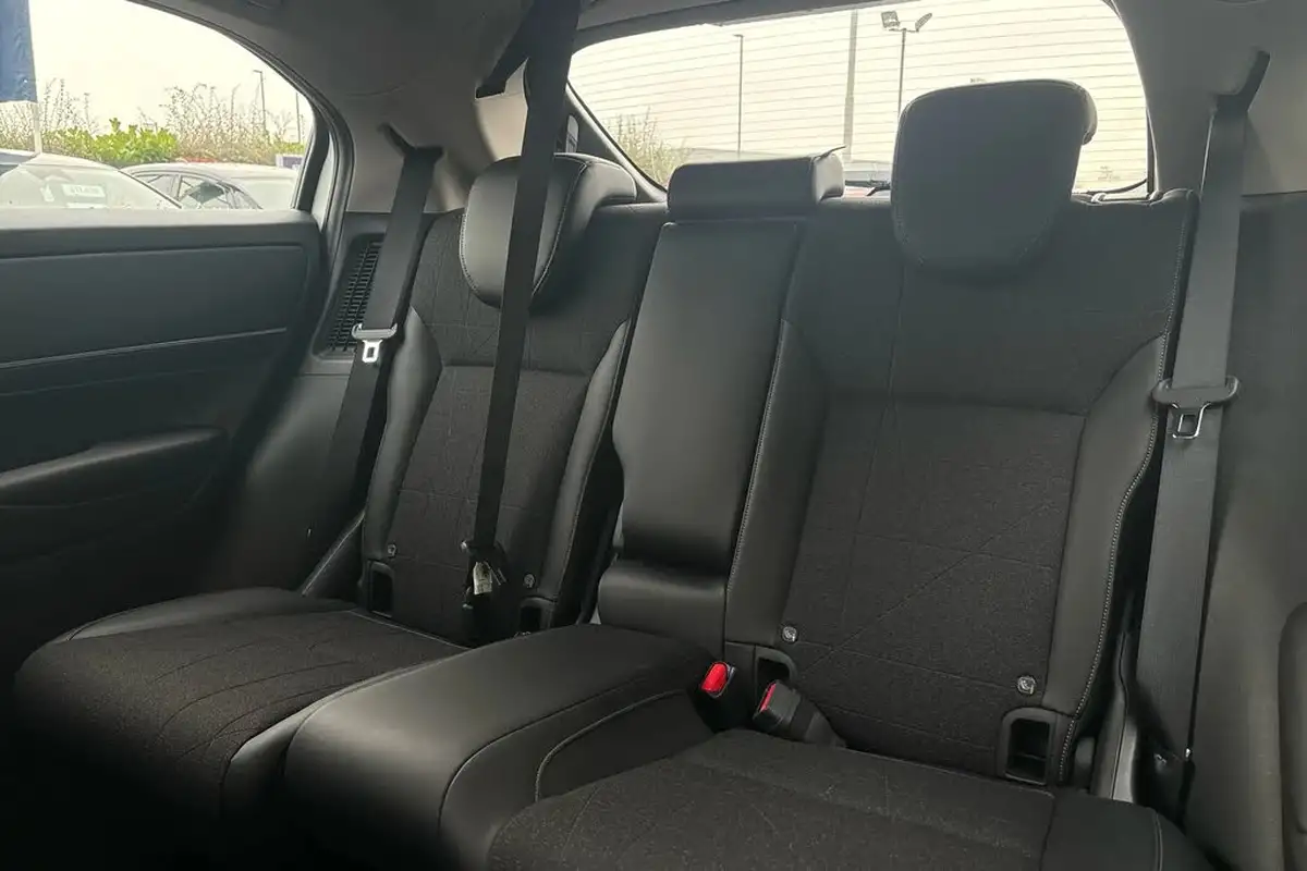 2021-honda-hr-v-15-i-mmd-advance-big-21