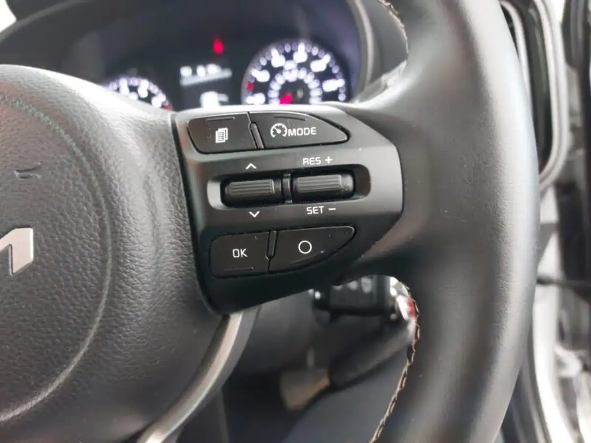 2024-kia-picanto-10-3-66bhp-auto-seq-big-13