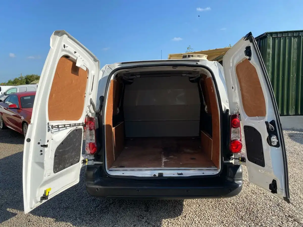 2017-citroen-berlingo-16td-l2-750-lx-16bluehdi-100eu6-ss-panel-big-42