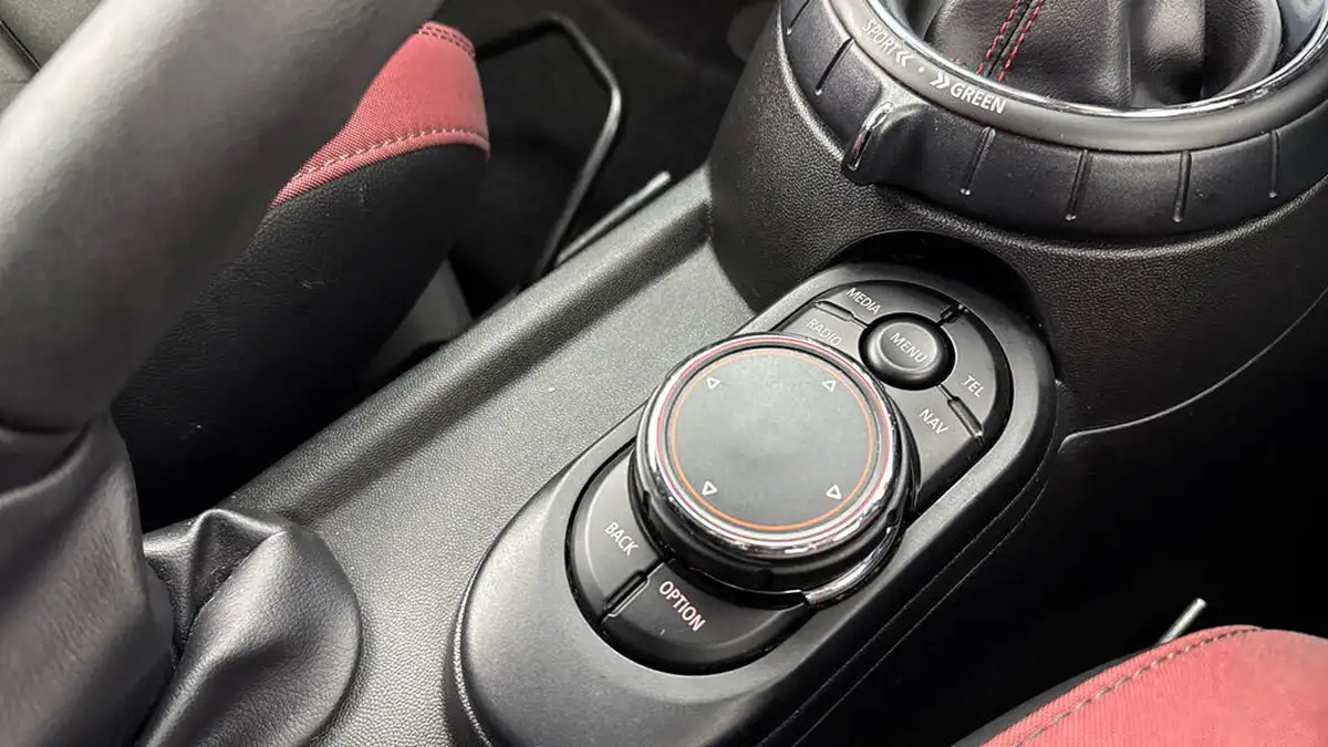 2017-mini-cooper-20-cooper-jcw-sport-auto-big-15