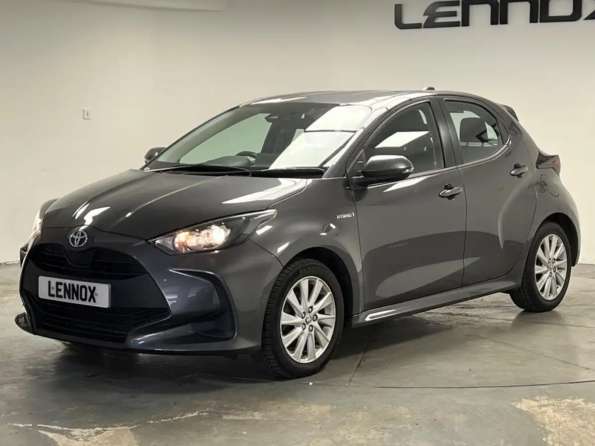 2020-toyota-yaris-15-vvt-i-icon-114bhp-hybrid-1490cc-e-cvt-big-5