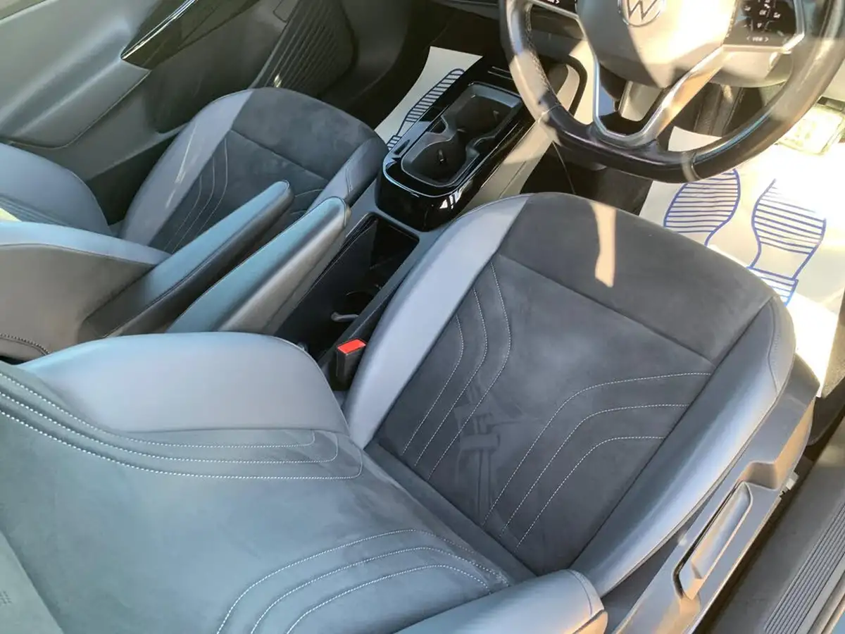 2021-volkswagen-id4-e-life-204ps-77kwh-pro-big-24