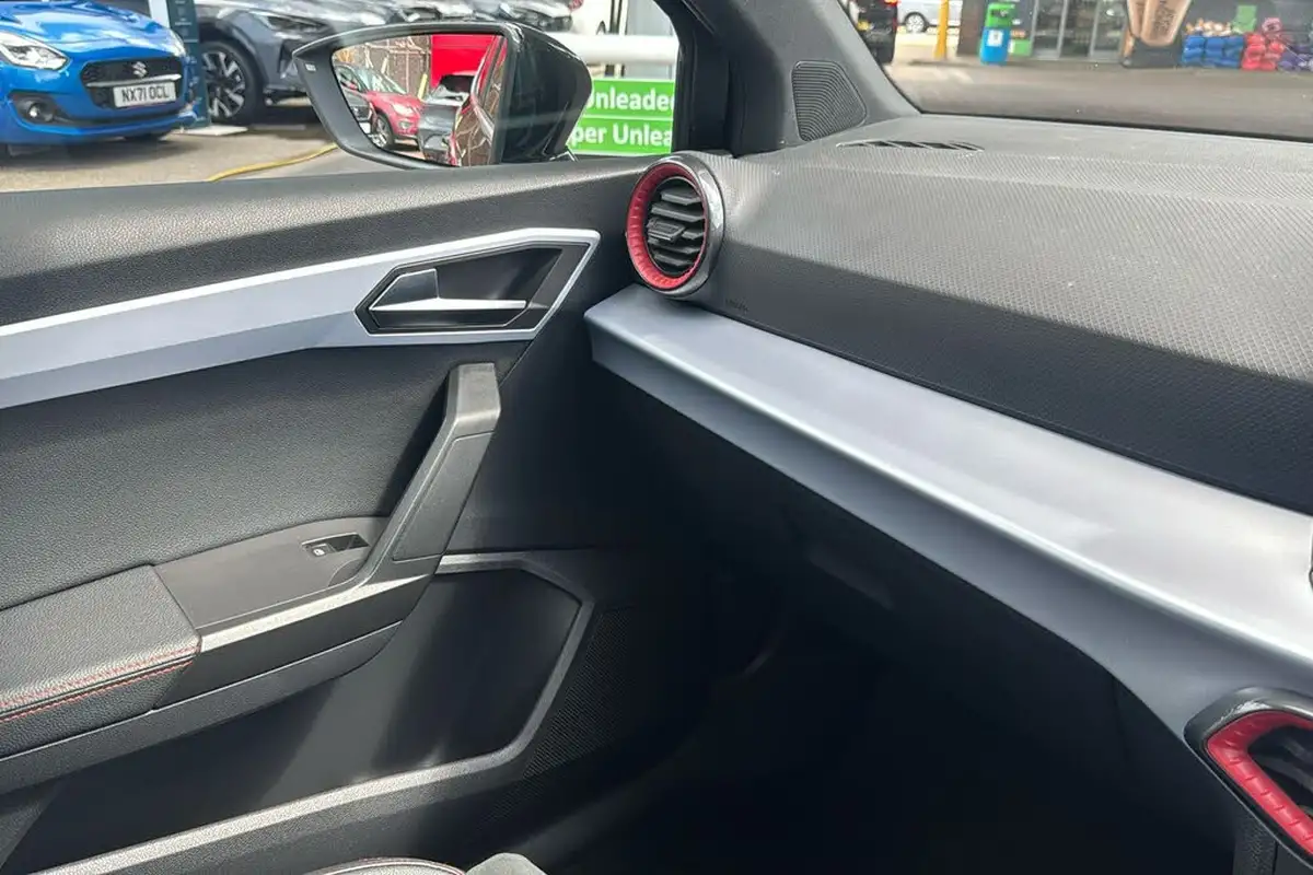 2022-seat-arona-10-tsi-fr-sport-big-21