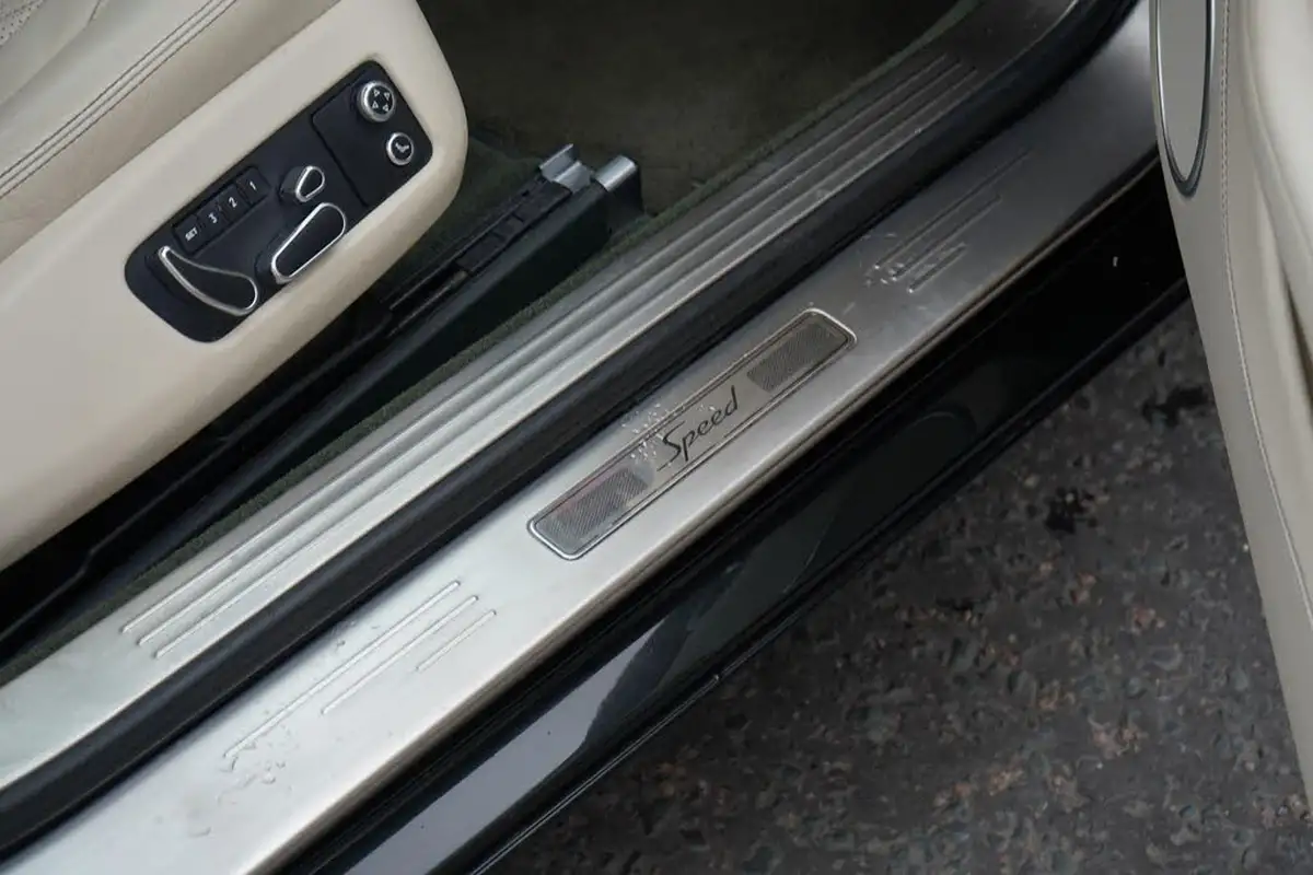 2013-bentley-continental-big-22