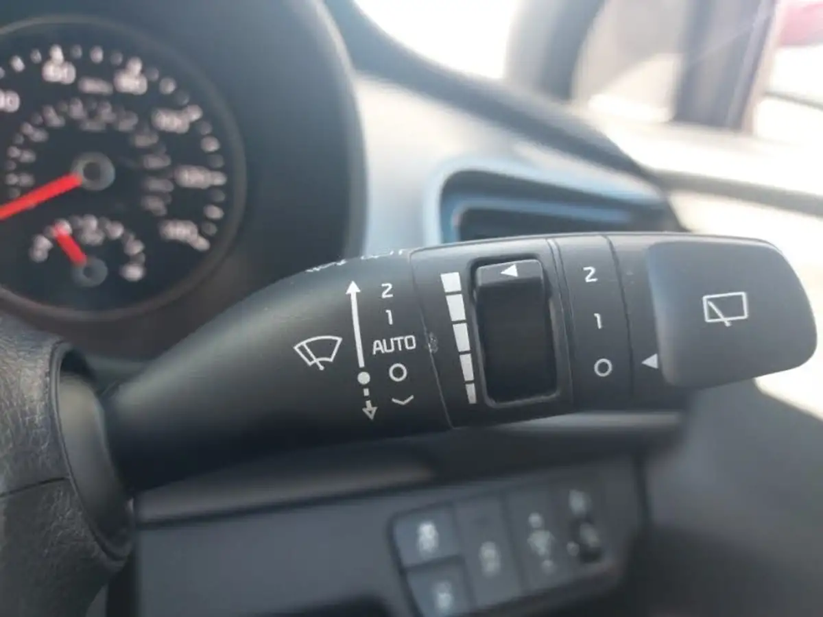 2024-kia-stonic-10-t-gdi-3-98bhp-dct-big-16