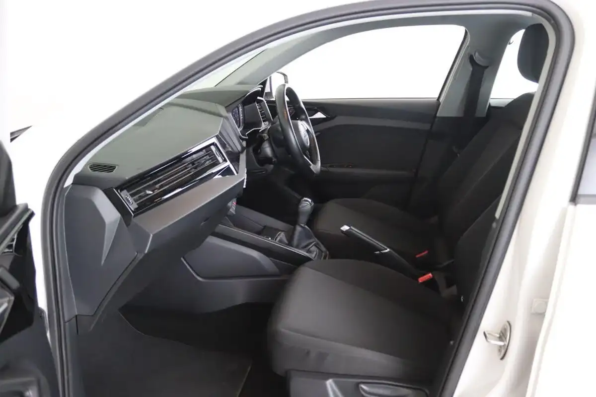 2020-audi-a1-10-25-tfsi-technik-big-9