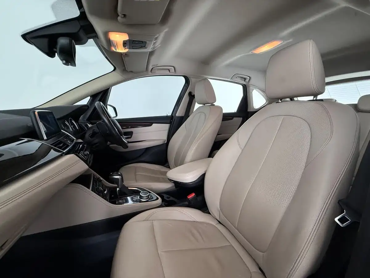 2019-bmw-2-series-15-225xe-phev-luxury-big-16